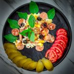 نیمرو با قارچ و سوسیس